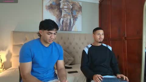 janomar01 online show from January 2026 06:43:02 PM