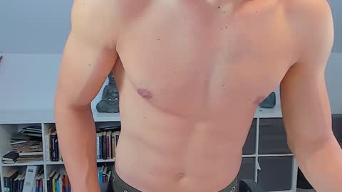 Snapshot of jaredshawnew chatting on February 2025 04:59:01 AM Jared Shaw online show from February 2025 04:59:01 AM