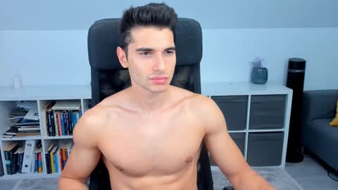 Snapshot of jaredshawnew chatting on February 2025 05:29:01 AM Jared Shaw online show from February 2025 05:29:01 AM