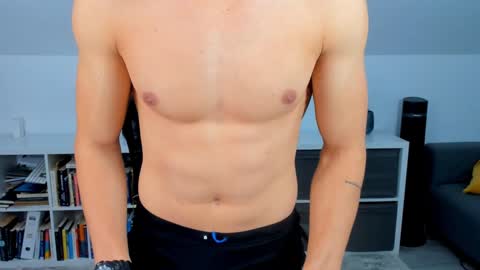 Snapshot of jaredshawnew chatting on February 2025 04:25:02 AM Jared Shaw online show from February 2025 04:25:02 AM