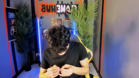 Jaremy online show from November 2025 05:04:02 PM