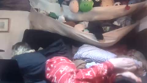 Snapshot of jarethgray chatting on December 2024 06:39:02 PM Jareth online show from December 2024 06:39:02 PM