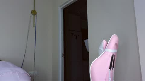 Jasmine online show from April 2026 07:18:02 PM