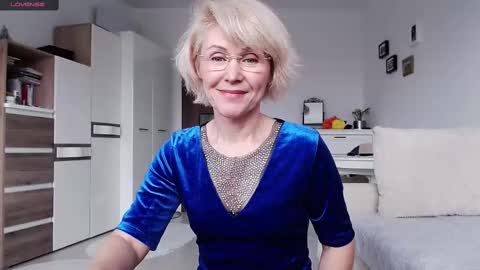 Snapshot of jasmin18v chatting on February 2025 01:25:01 PM Jasmin room for people 40 online show from February 2025 01:25:01 PM