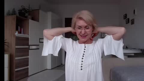 Snapshot of jasmin18v chatting on February 2025 02:26:01 PM Jasmin room for people 40 online show from February 2025 02:26:01 PM