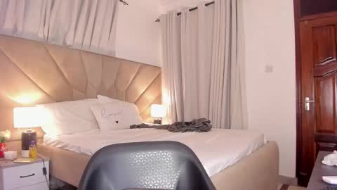 jasmin_melons online show from February 2026 12:17:02 AM