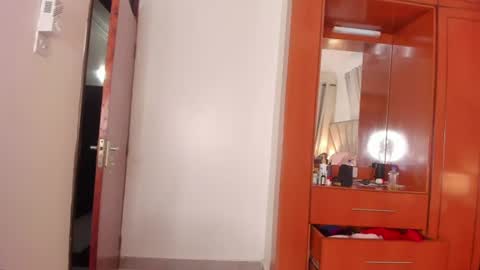 Snapshot of jasmin_melons chatting on June 2026 03:22:01 AM jasmin_melons online show from June 2026 03:22:01 AM
