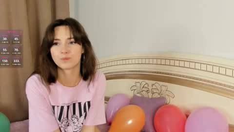 Chloe online show from November 2025 06:11:02 AM