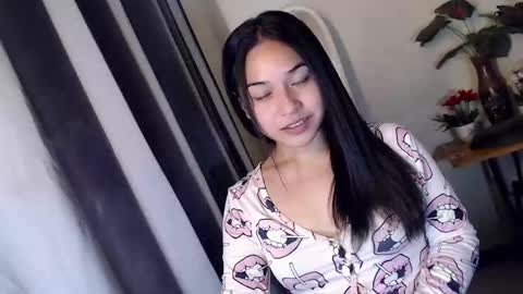 Snapshot of jasmine_arousal chatting on April 2026 01:13:01 PM JASMINE online show from April 2026 01:13:01 PM