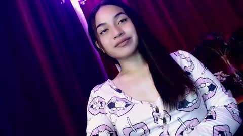 Snapshot of jasmine_arousal chatting on April 2026 11:05:02 AM JASMINE online show from April 2026 11:05:02 AM