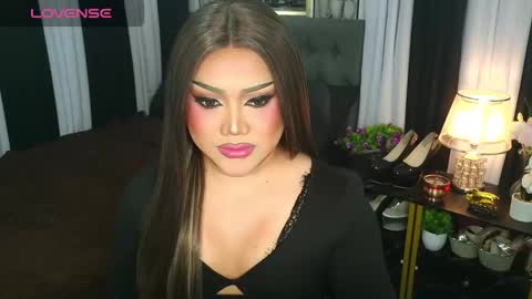 Jasmine Brandy online show from November 2025 02:55:02 AM