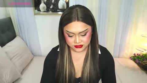 Jasmine Brandy online show from December 2025 11:00:02 PM