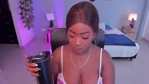 Instagram jasminecampbell1  online show from December 2025 08:48:01 PM