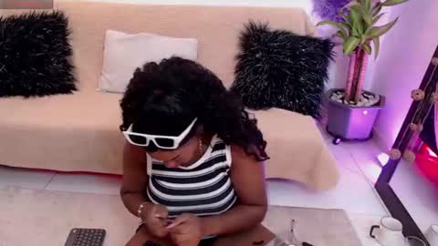 Snapshot of jasminecampbell chatting on June 2026 11:39:01 PM Instagram jasminecampbell1 online show from June 2026 11:39:01 PM