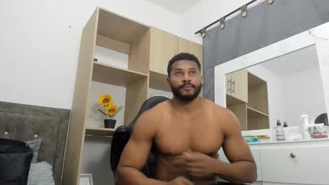 Jason online show from October 2025 07:34:02 PM