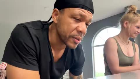 Jason Sweets online show from March 2026 01:20:02 AM