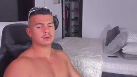 JBrooksXx online show from January 2025 08:45:01 PM