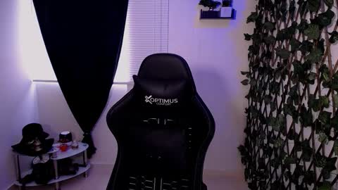 Snapshot of jasson_king01 chatting on February 2026 01:10:01 PM JKing online show from February 2026 01:10:01 PM