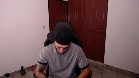 Snapshot of jasson_king01 chatting on April 2026 01:33:02 PM JKing online show from April 2026 01:33:02 PM