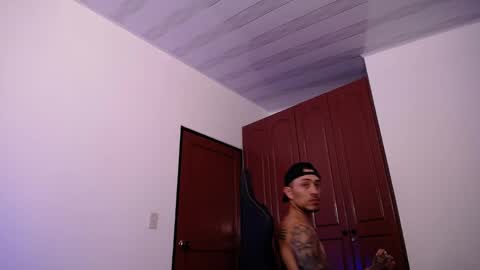 Snapshot of jasson_king01 chatting on April 2026 02:05:02 AM JKing online show from April 2026 02:05:02 AM