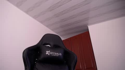 Snapshot of jasson_king01 chatting on April 2026 03:02:01 PM JKing online show from April 2026 03:02:01 PM