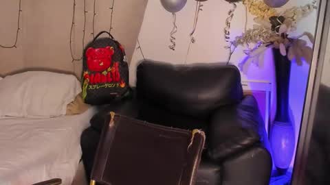 Lil Dark online show from December 2025 02:51:02 AM