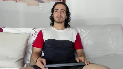 jave_rave online show from February 2026 03:46:02 AM