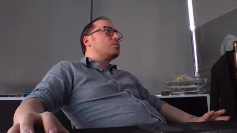 Javelin83 online show from February 2026 02:44:02 PM