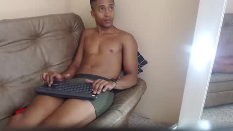 Snapshot of javier_zucker chatting on February 2025 02:12:02 AM Javier online show from February 2025 02:12:02 AM