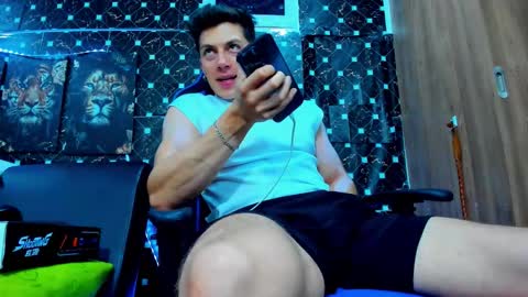 Javier online show from September 2025 02:11:02 AM