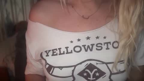 JAV online show from November 2025 08:30:01 PM