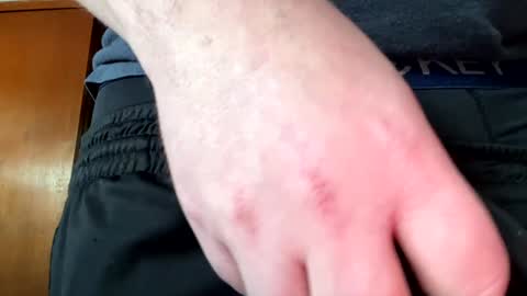 Snapshot of jawssharkparty chatting on December 2024 08:04:01 PM Jaws online show from December 2024 08:04:01 PM