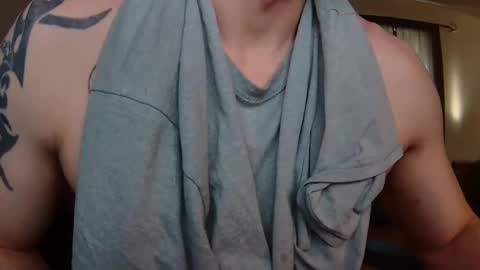 Snapshot of jaxjohnson12 chatting on April 2026 12:19:02 PM jaxjohnson12 online show from April 2026 12:19:02 PM