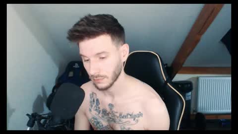 Snapshot of jay_peralta chatting on October 2025 09:43:02 PM jay_peralta online show from October 2025 09:43:02 PM