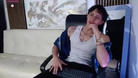 Snapshot of jay_taylor1_ chatting on March 2026 02:57:02 AM jay_taylor1_ online show from March 2026 02:57:02 AM