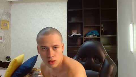 Snapshot of jayce_andvictor chatting on December 2024 01:26:01 AM JAYCE VICTOR online show from December 2024 01:26:01 AM