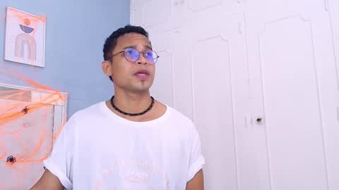 Jayden Morris online show from November 2025 06:32:01 PM