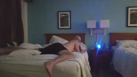 HUngBtmFl online show from April 2026 12:49:02 AM