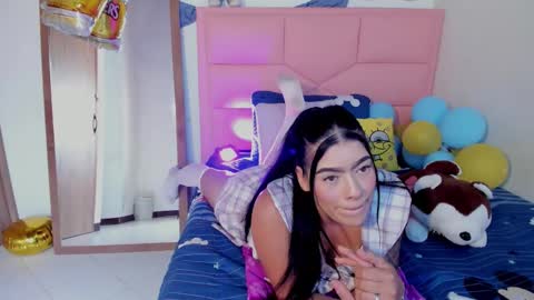 jazmin  online show from September 2025 06:35:01 PM