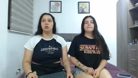 Jazmin and Scarlett online show from March 2026 01:20:02 AM