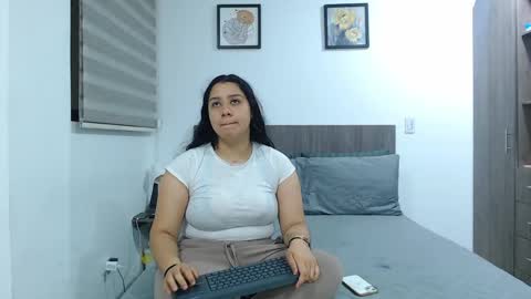 Jazmin and Scarlett online show from April 2026 09:37:01 AM