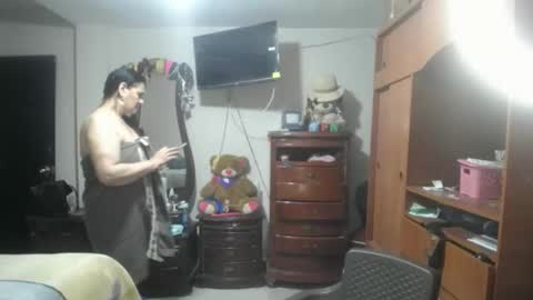 Snapshot of jazmin_rios chatting on April 2026 03:53:01 PM jazmim online show from April 2026 03:53:01 PM