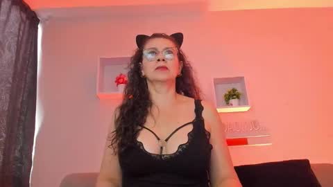 Jazmin online show from March 2026 01:17:01 PM