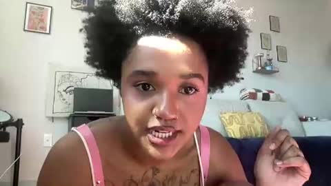 jazminetea online show from June 2026 10:58:02 PM