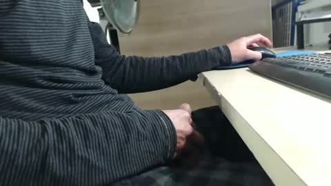 Snapshot of jc200000 chatting on September 2025 05:04:02 PM jc200000 online show from September 2025 05:04:02 PM