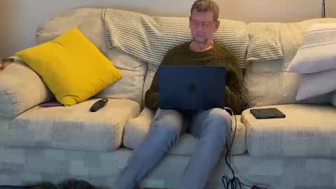 Jon online show from December 2024 04:06:01 PM