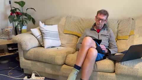 Jon online show from February 2026 04:05:02 PM