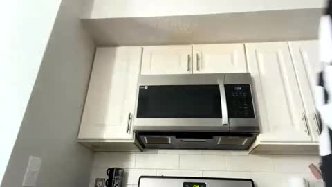 Snapshot of jchampagnepapi chatting on February 2025 07:48:02 PM jchampagnepapi online show from February 2025 07:48:02 PM