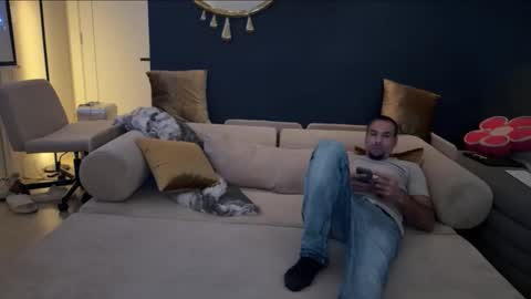 JcMax305 online show from March 2026 12:30:02 PM