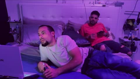 JcMax305 online show from April 2026 02:29:02 AM